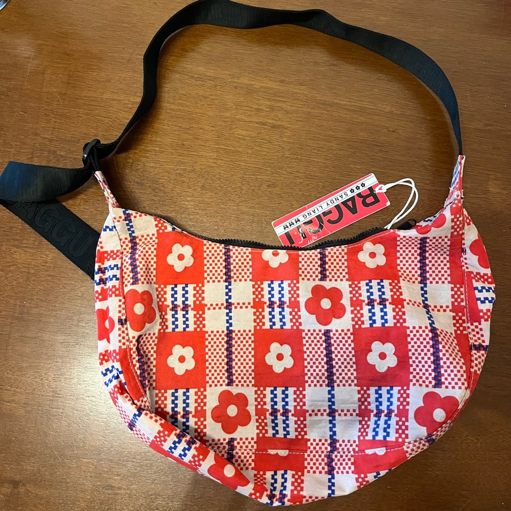 Sandy Liang X BAGGU Limited Edition Crescent Bag